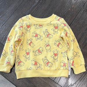 BRAND NEW WINNIE THE POOH CREWNECK FOR TODDLERS